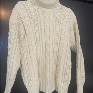 GAP Cream Cable Knit Crewneck Sweater